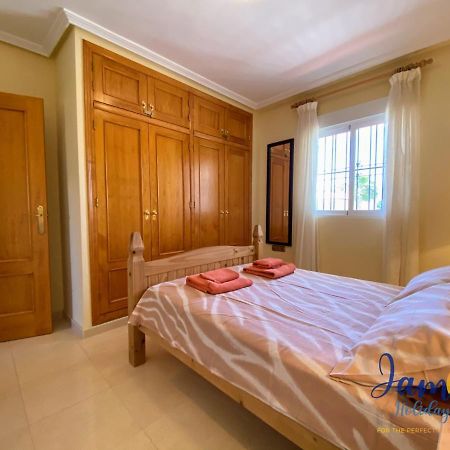 Playa Golf R5 1St Floor Apartment With Comm Pool P248 Orihuela Eksteriør bilde