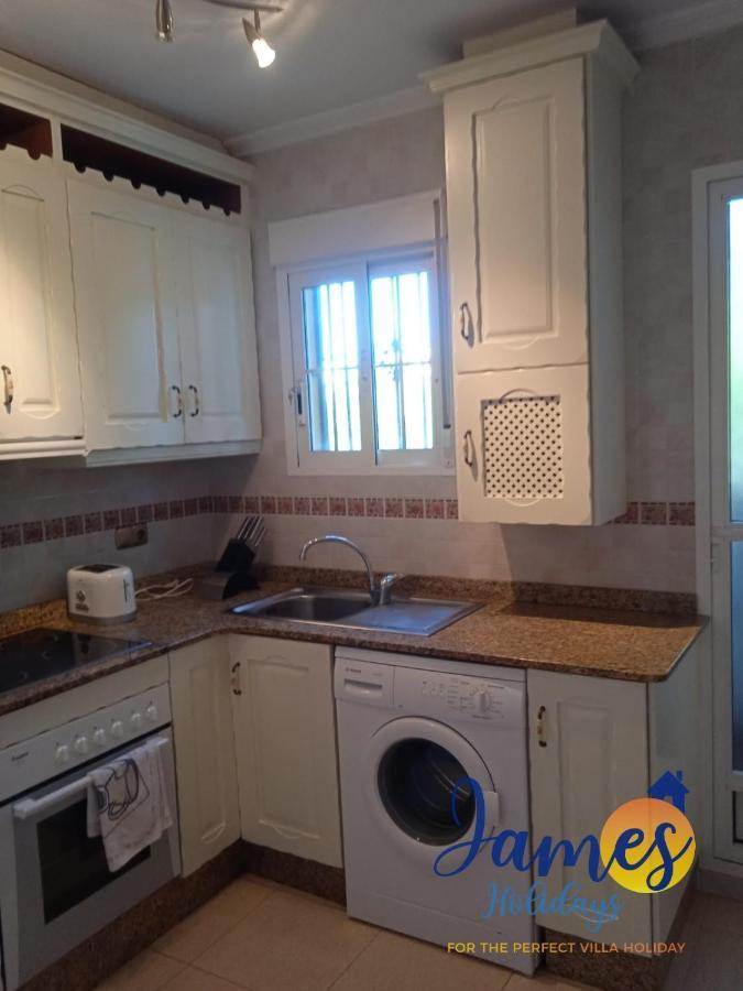 Playa Golf R5 1St Floor Apartment With Comm Pool P248 Orihuela Eksteriør bilde