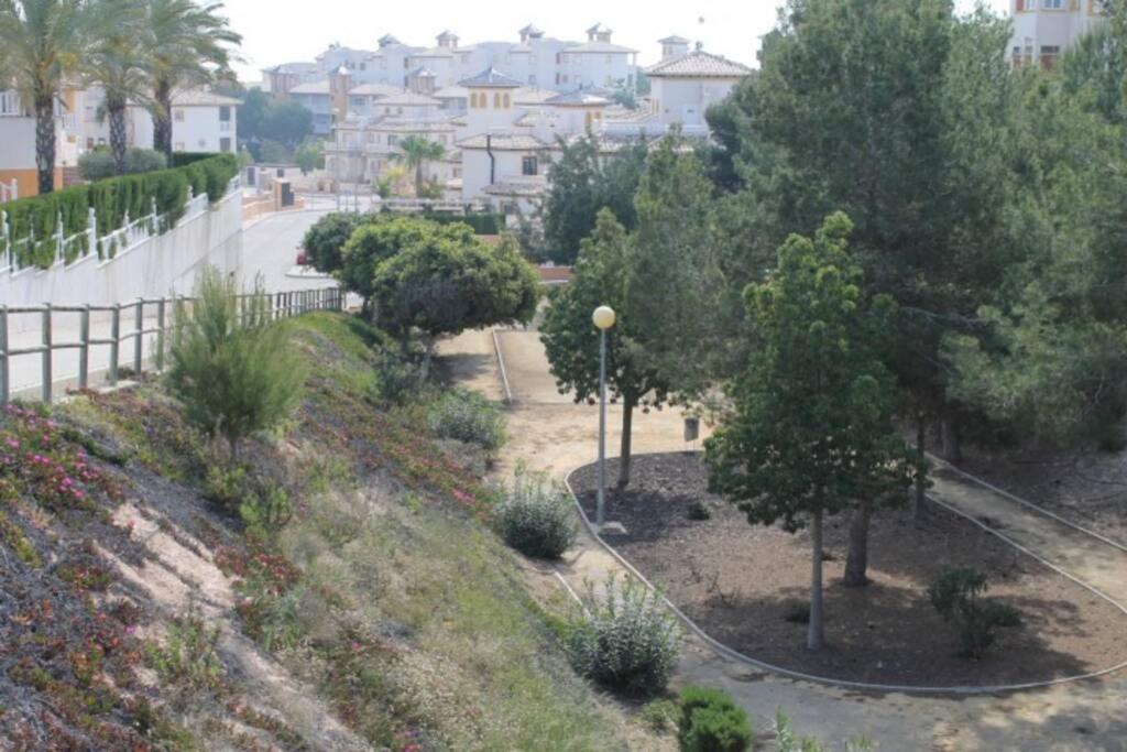 Playa Golf R5 1St Floor Apartment With Comm Pool P248 Orihuela Eksteriør bilde